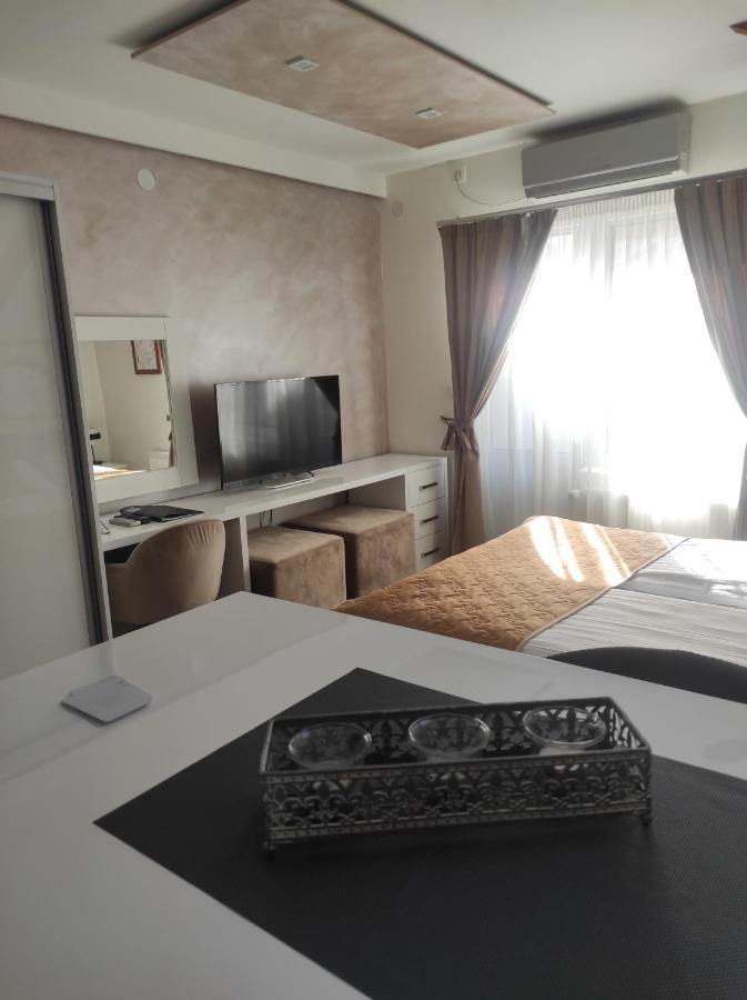 Prima Lux Apartments & Studio Ni Exteriör bild