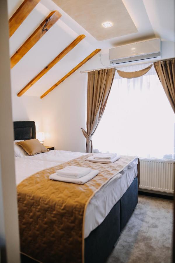 Prima Lux Apartments & Studio Ni Exteriör bild